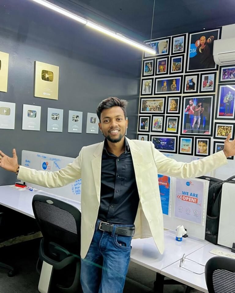 Manoj Dey
