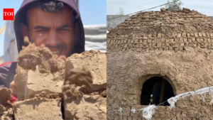 Gaza potter builds clay dome home for his parents as cement and steel run short